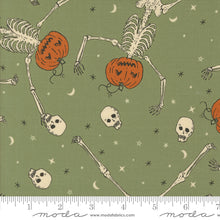 Home Sweet Haunt by Stacy Iest Hsu Charm Pack