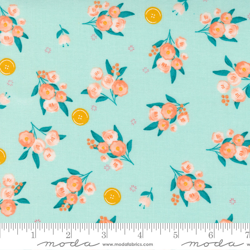 Sew Wonderful Ditsy Floral Soft Aqua by Moda Fabrics